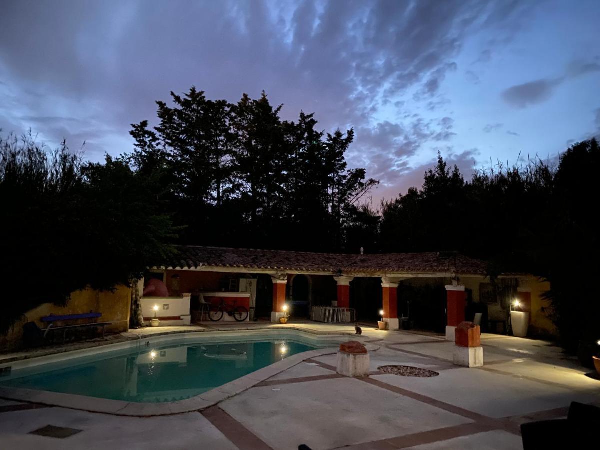 Le Clos De L'Isle Arles Exteriör bild