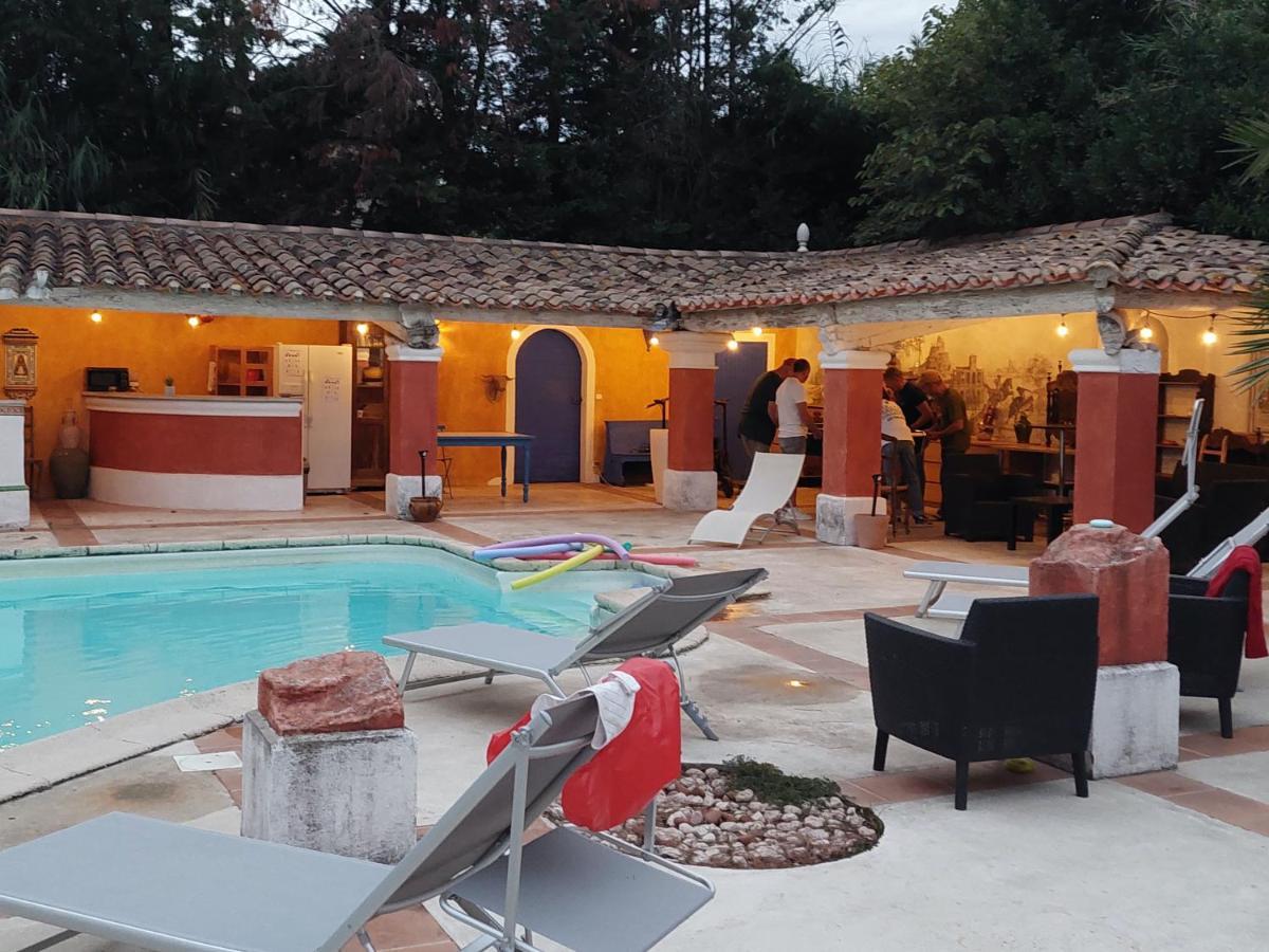 Le Clos De L'Isle Arles Exteriör bild